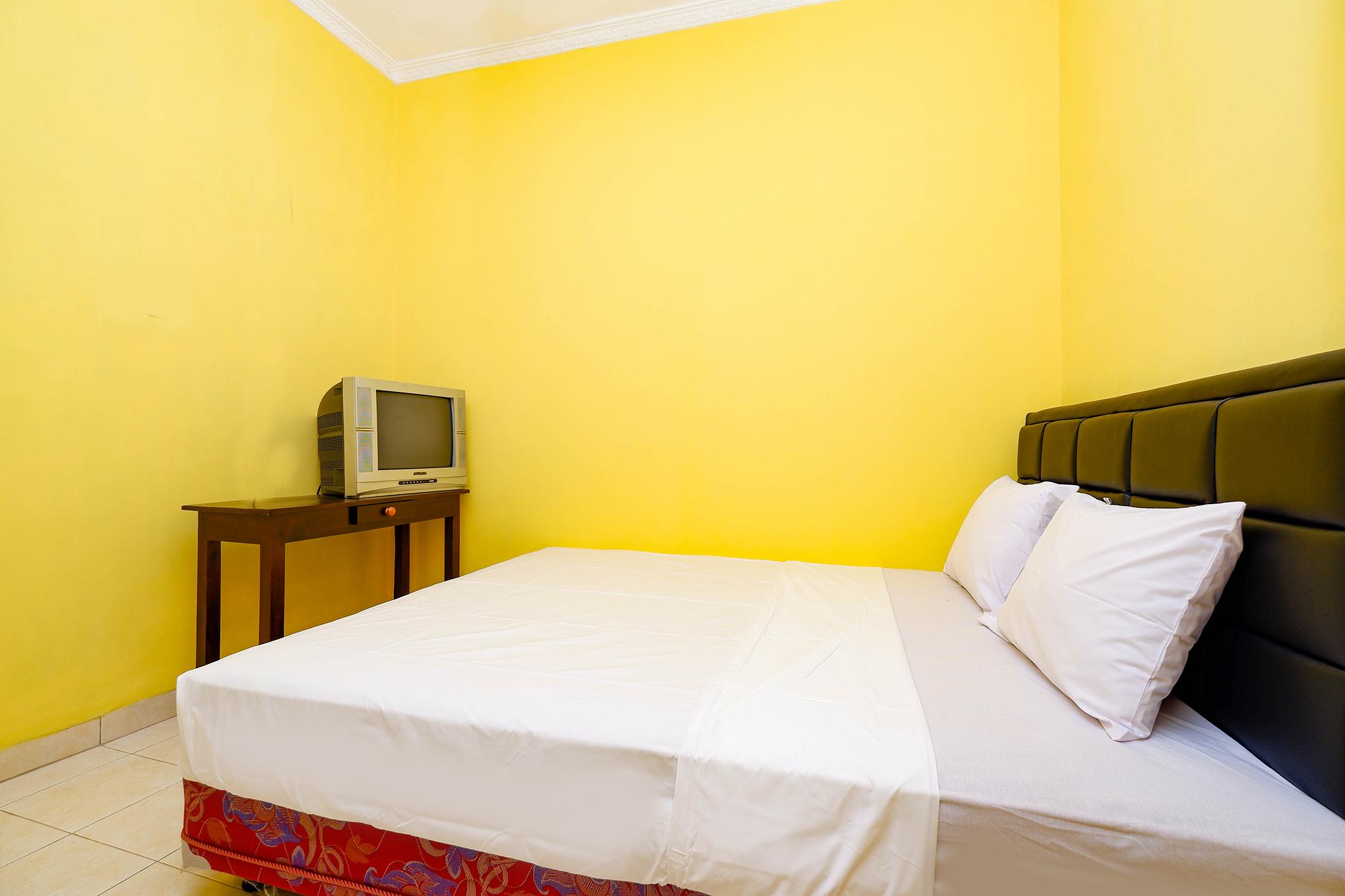 Spot On 2821 Griya Kawula Syariah Hotel Surakarta  Exterior photo
